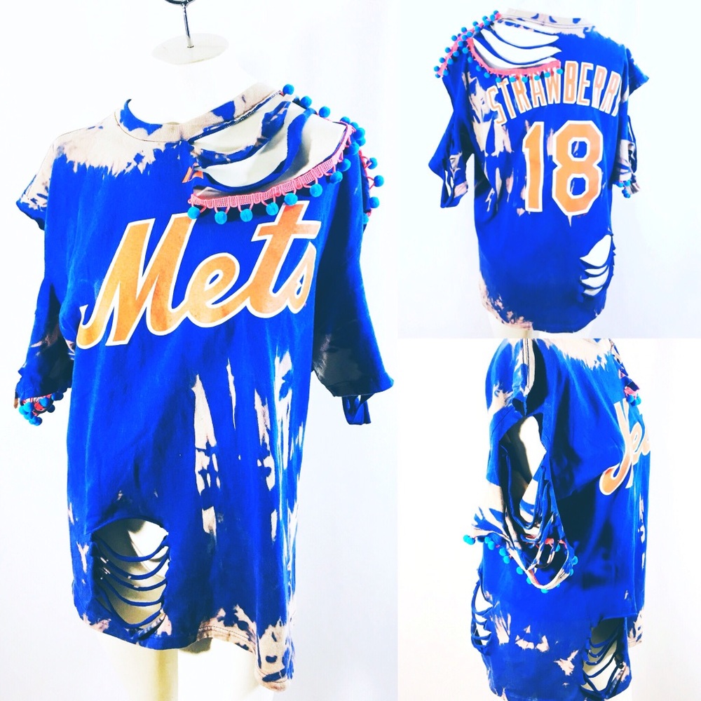 New York Mets baseball distressed bleached out tee